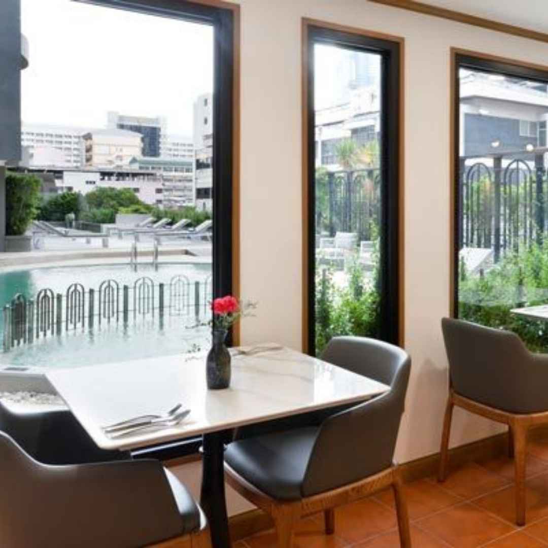 The Oakwood Hotel & Residence Oakwood Hotel 5 1